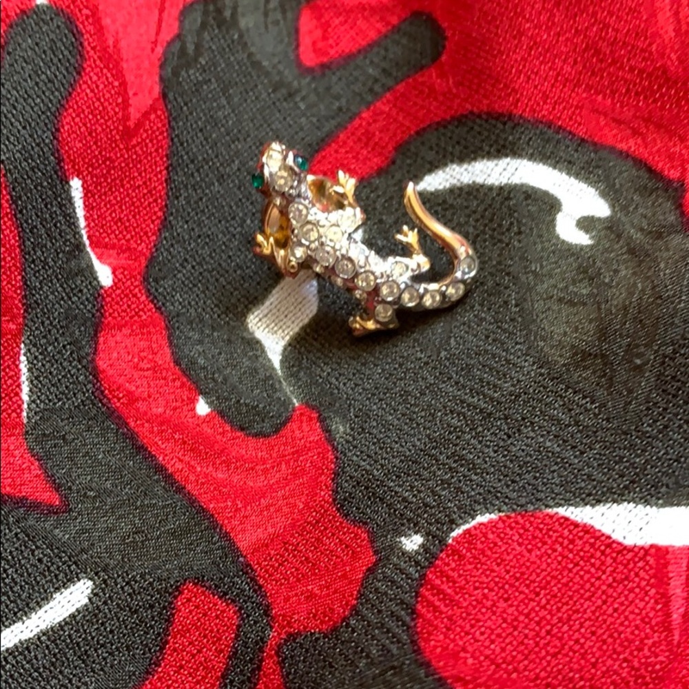 Vintage Tiny Lizard Brooch